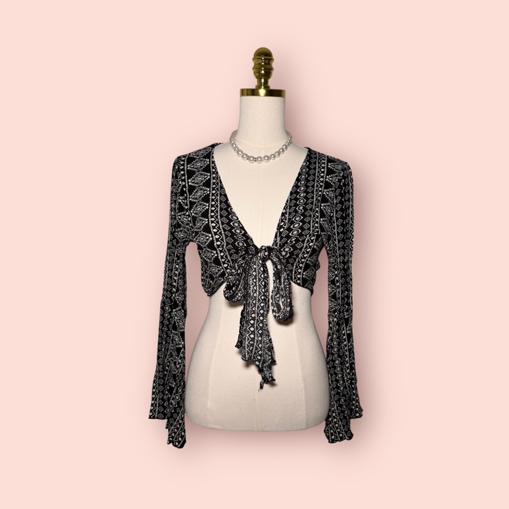 Windsor Black Tie Front Crop Blouse